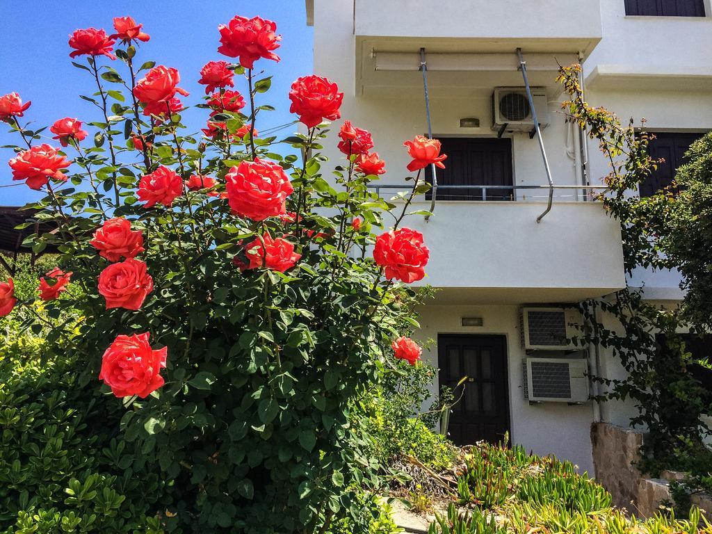 Vasilikos Apartments Paralia Agias Foteinis Dış mekan fotoğraf