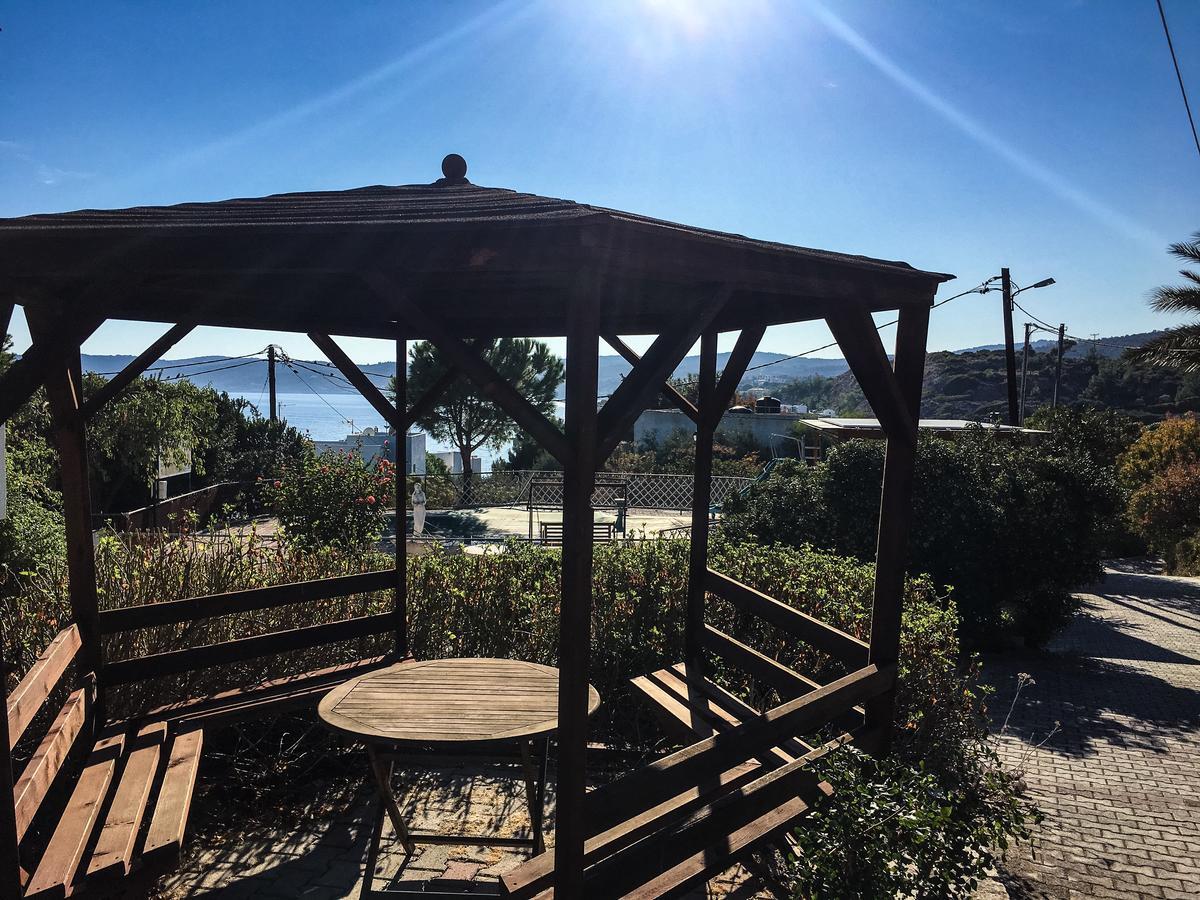 Vasilikos Apartments Paralia Agias Foteinis Dış mekan fotoğraf